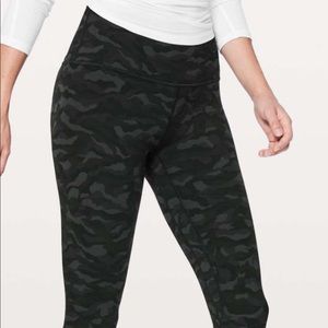 lululemon dark camo aligns!